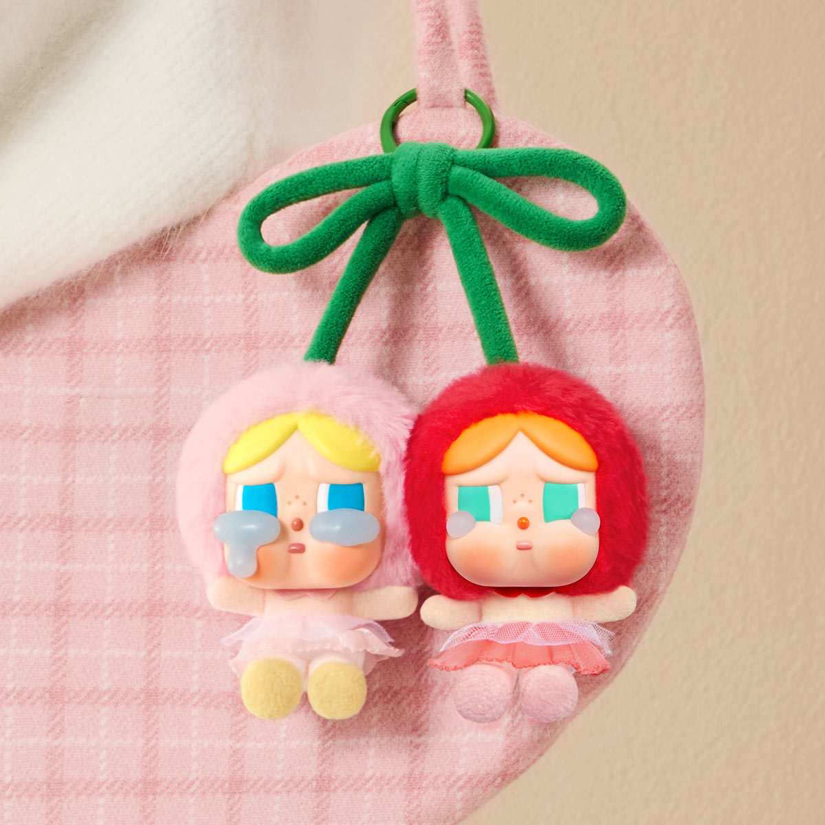 CRYBABY Crying For Love Series-Vinyl Plush Hanging Card (Love You Very Much)