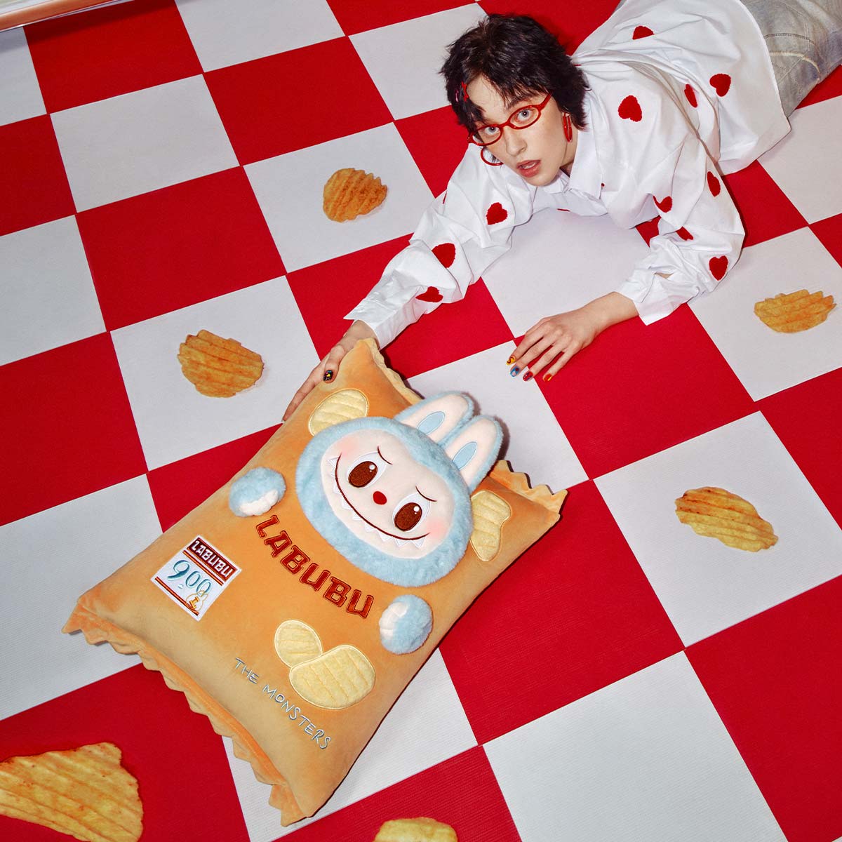 THE MONSTERS Wacky-Mart Series Pillow (Chips)